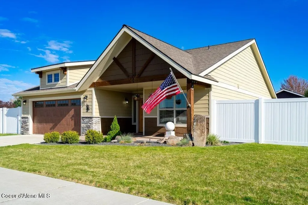 1546 W Wayward Circle Post Falls ID 83854