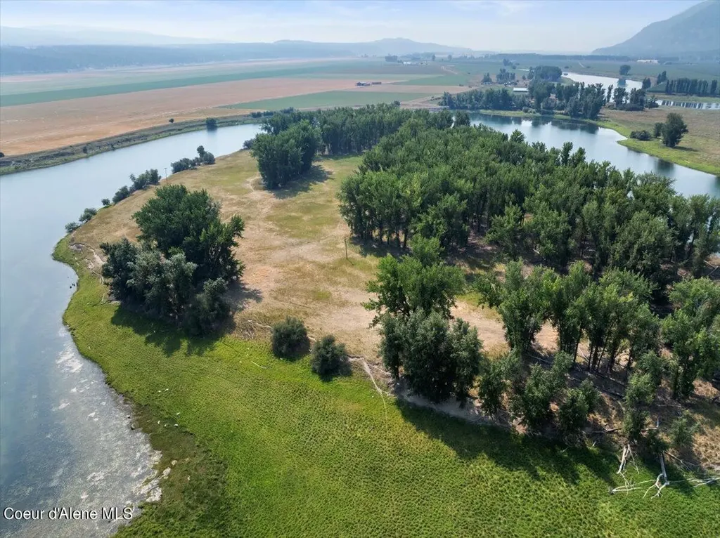 Nna (nna Krause Road) Osprey Island Bonners Ferry ID 83805