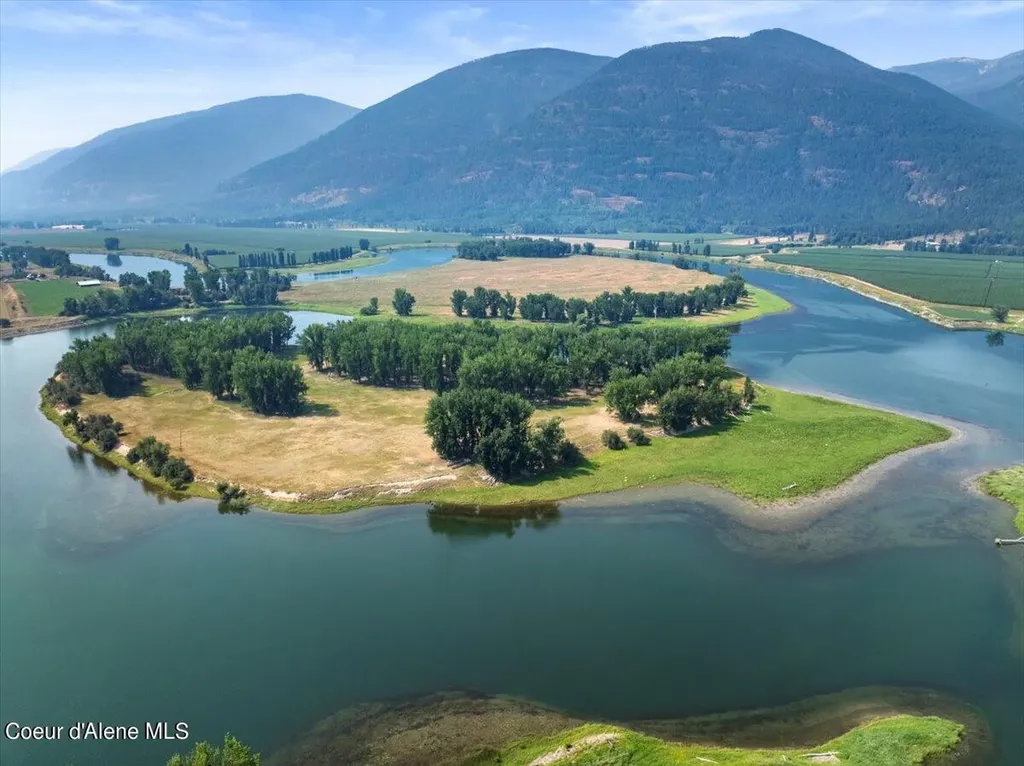 Nna (nna Krause Road) Osprey Island Bonners Ferry ID 83805