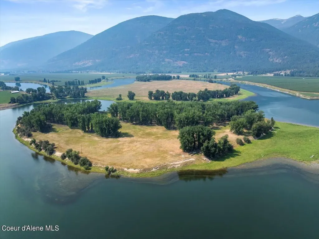 Nna (nna Krause Road) Osprey Island Bonners Ferry ID 83805