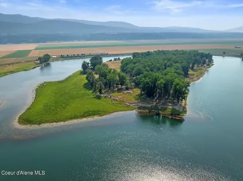 Nna (nna Krause Road) Osprey Island Bonners Ferry ID 83805
