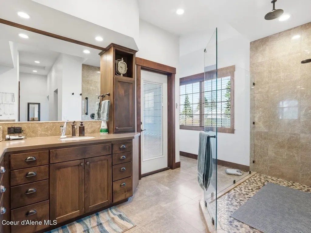 1372 E Hofmeister Court Hayden Lake ID 83835