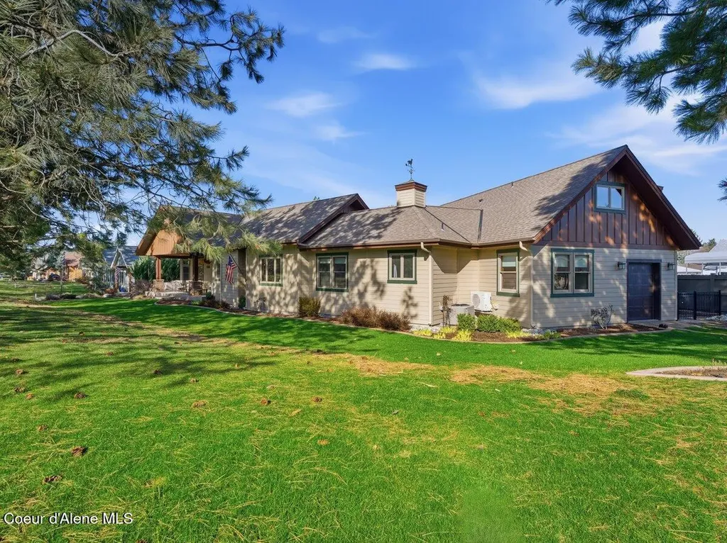 1372 E Hofmeister Court Hayden Lake ID 83835