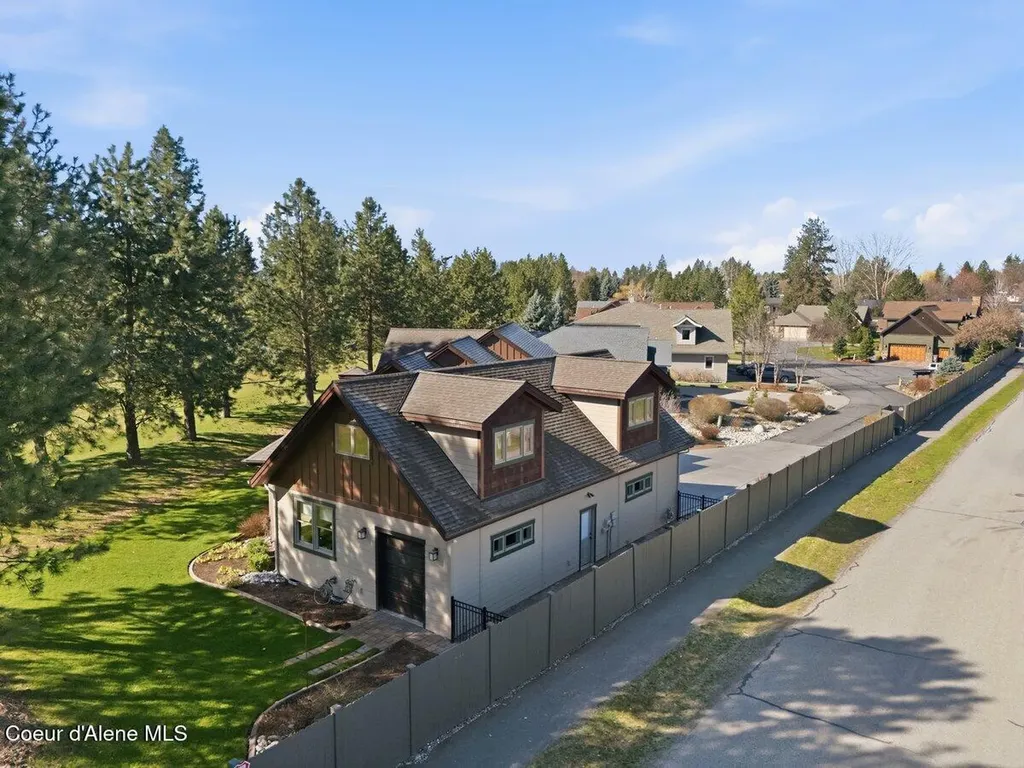 1372 E Hofmeister Court Hayden Lake ID 83835