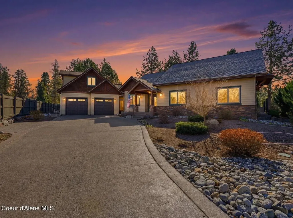 1372 E Hofmeister Court Hayden Lake ID 83835