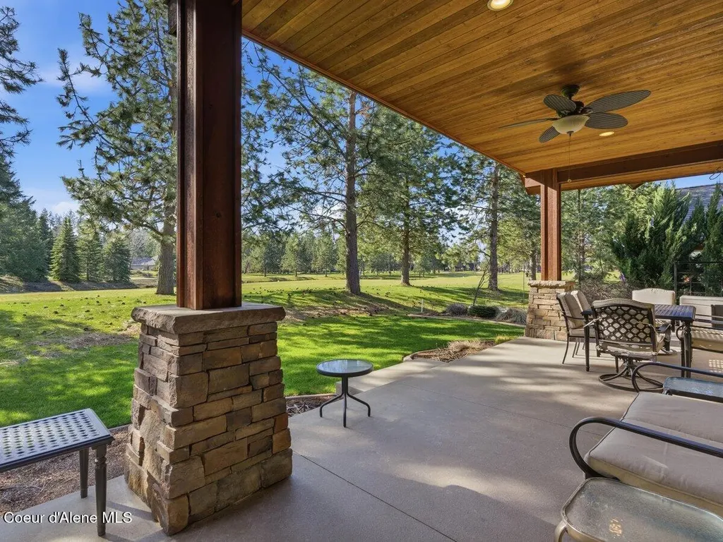1372 E Hofmeister Court Hayden Lake ID 83835