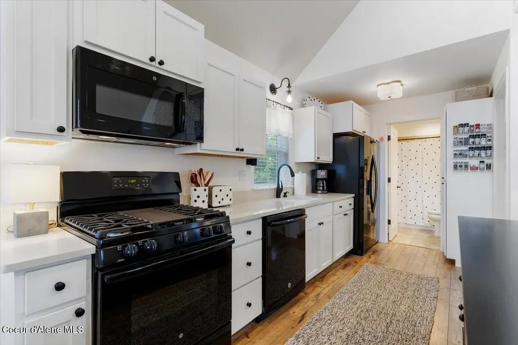 199 Pomrankey Lane Dover ID 83825