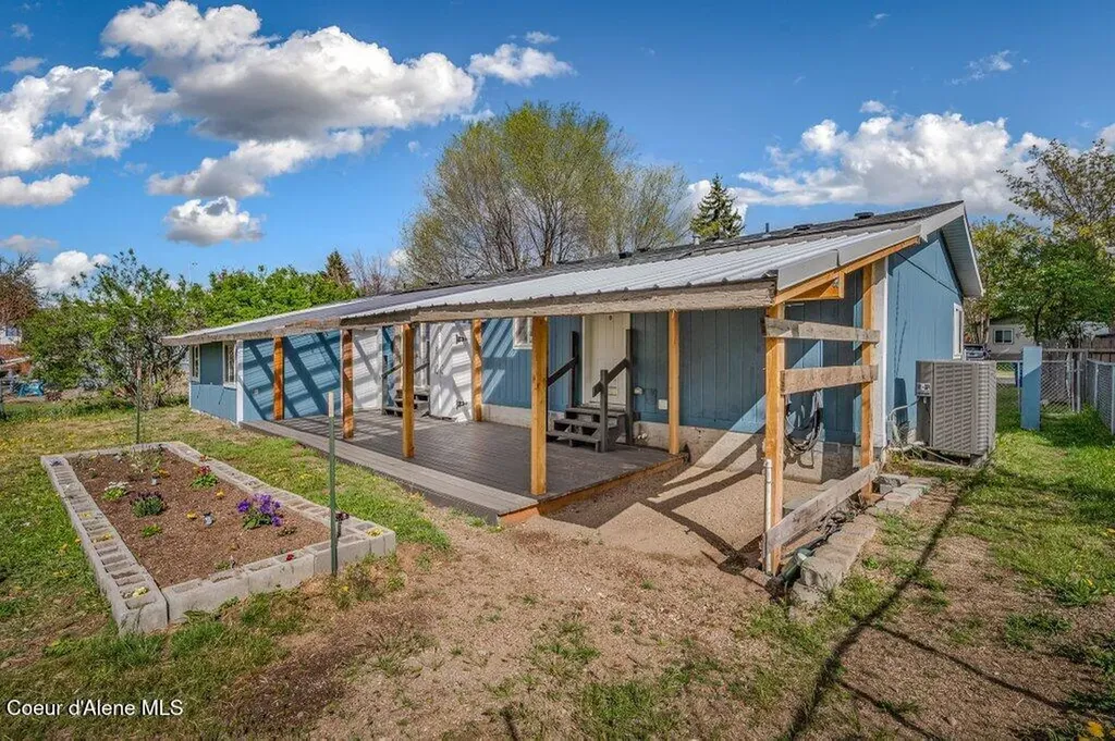 1908 E Strand Avenue Post Falls ID 83854