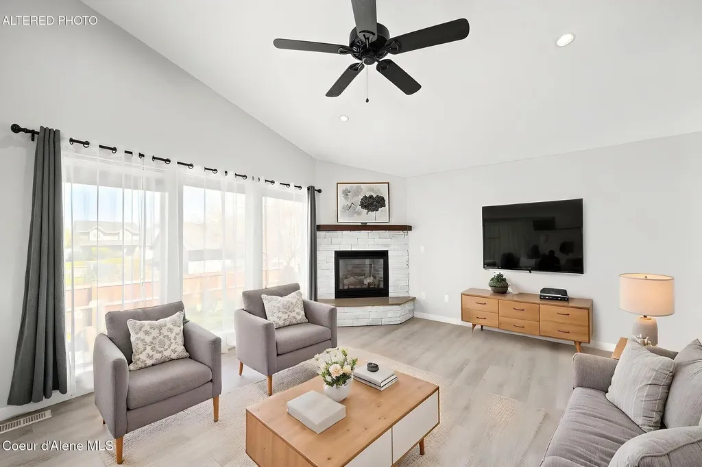 2617 W Blueberry Circle Hayden ID 83835