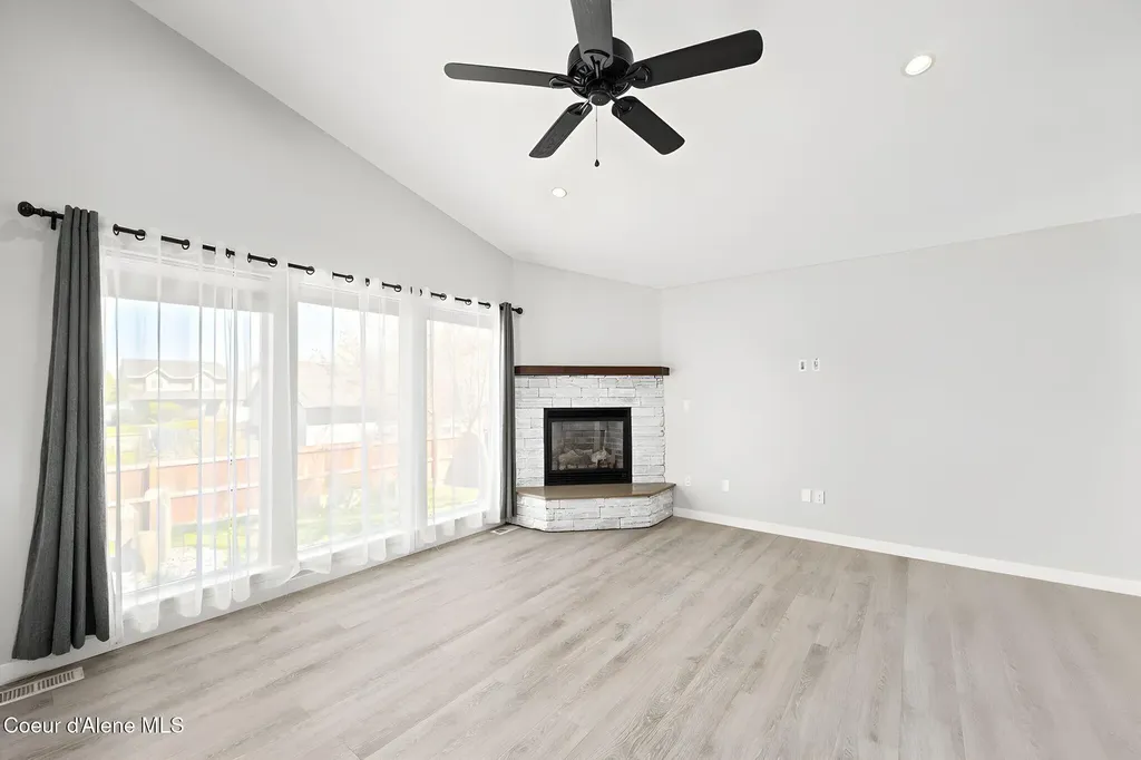 2617 W Blueberry Circle Hayden ID 83835