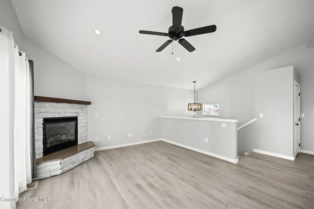 2617 W Blueberry Circle Hayden ID 83835