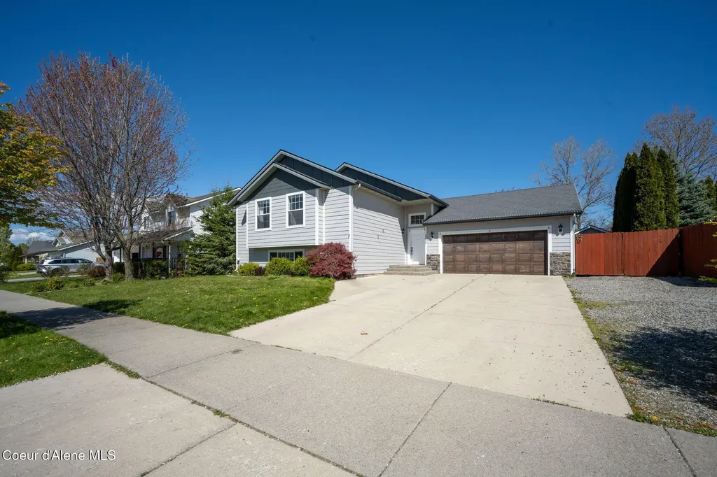 2617 W Blueberry Circle Hayden ID 83835