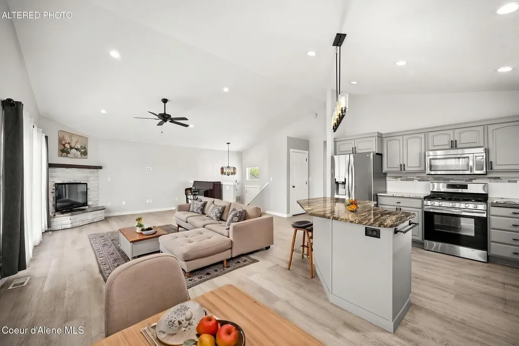 2617 W Blueberry Circle Hayden ID 83835
