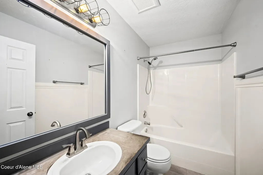 2617 W Blueberry Circle Hayden ID 83835