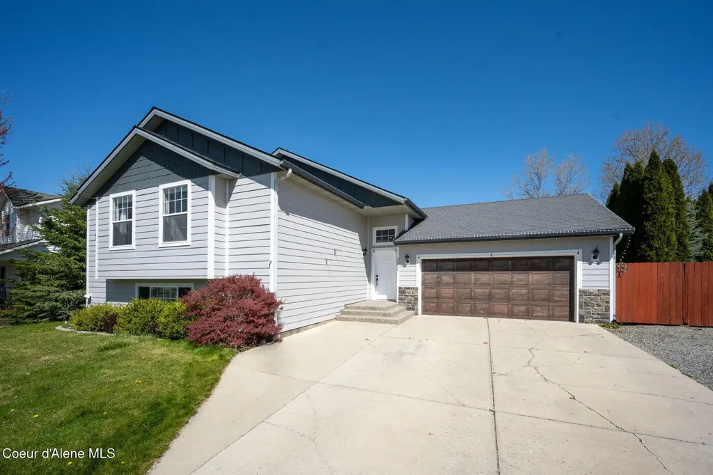 2617 W Blueberry Circle Hayden ID 83835