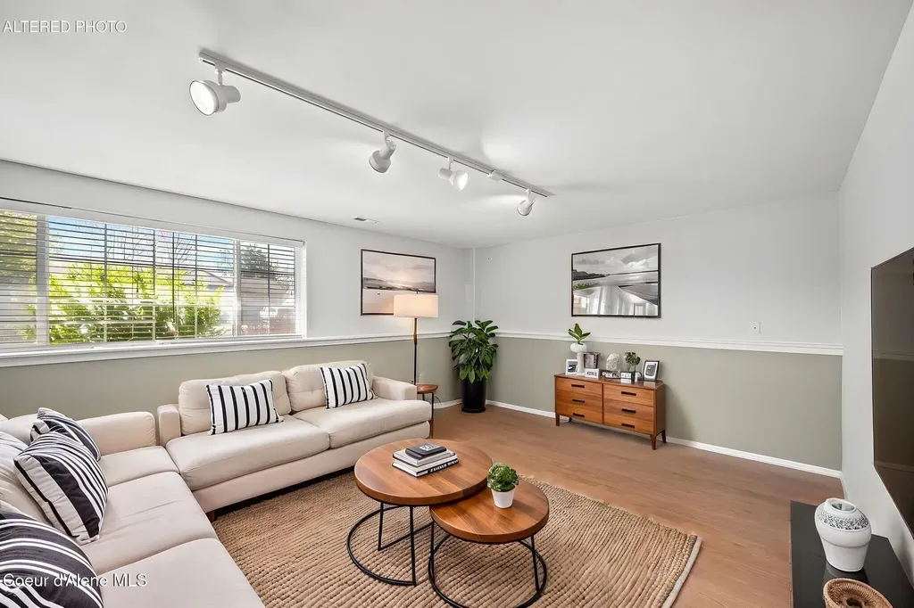 2617 W Blueberry Circle Hayden ID 83835