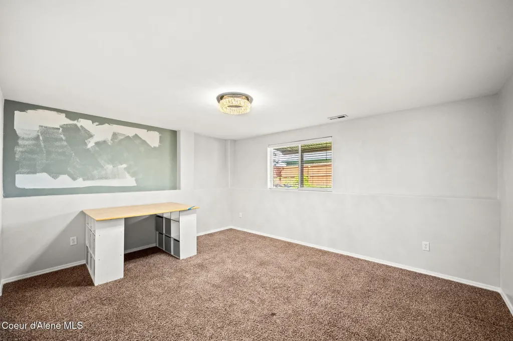 2617 W Blueberry Circle Hayden ID 83835