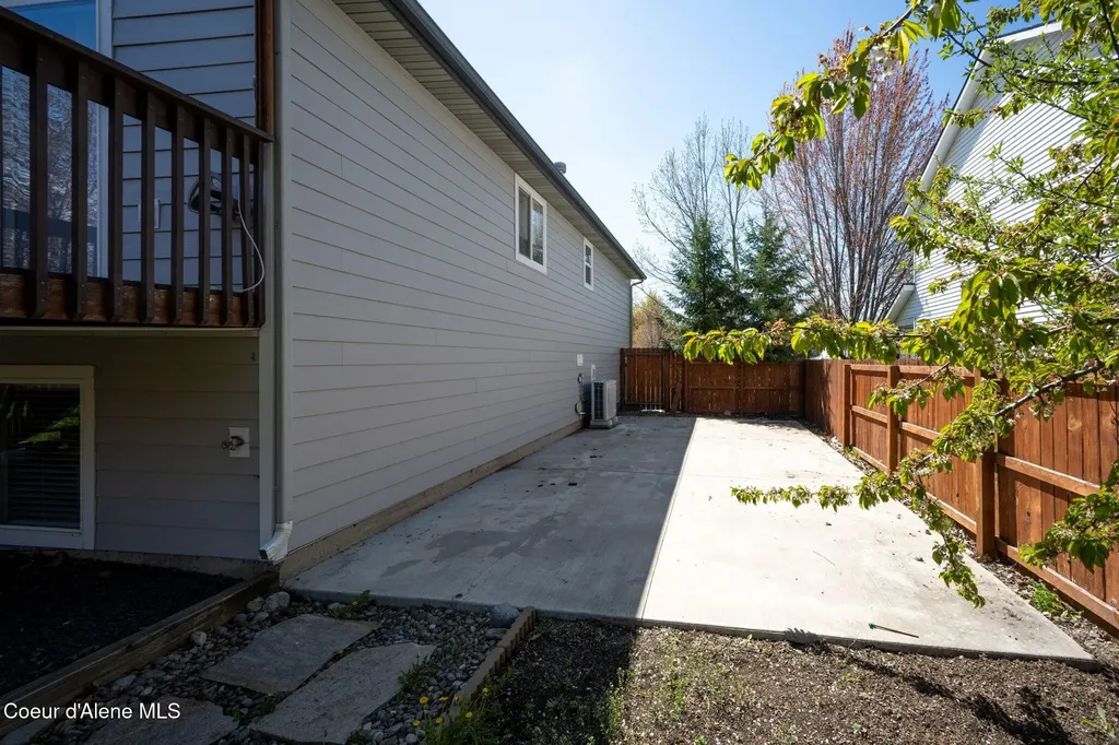 2617 W Blueberry Circle Hayden ID 83835