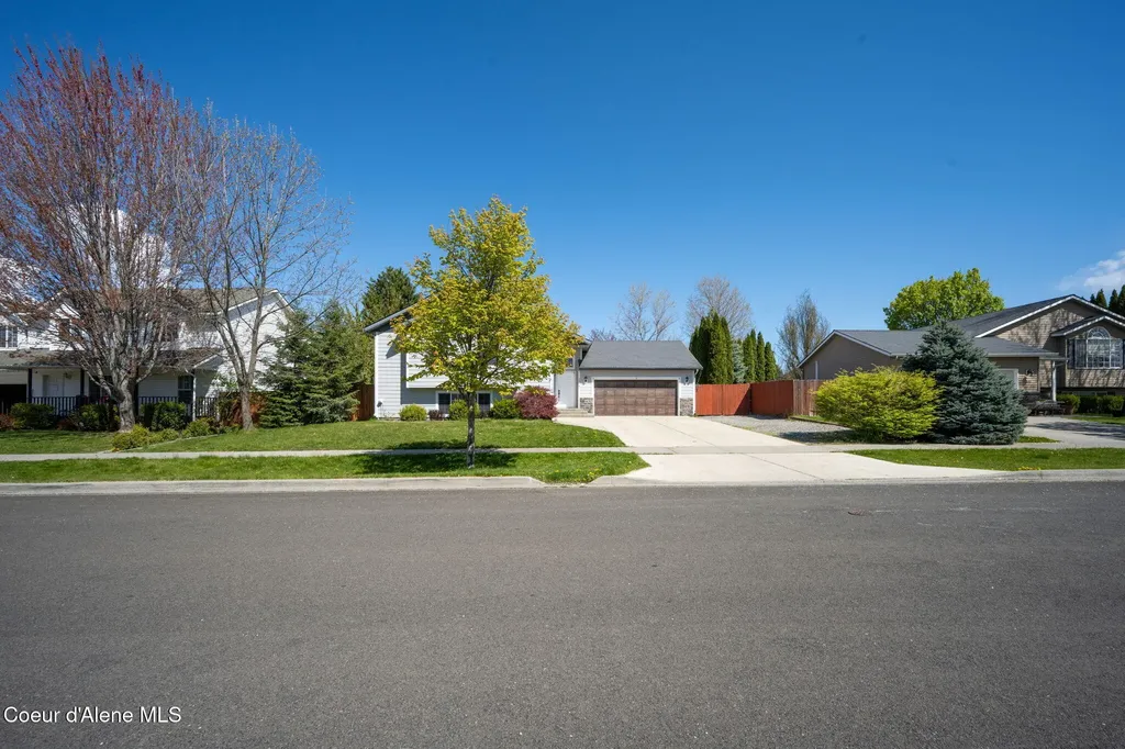 2617 W Blueberry Circle Hayden ID 83835