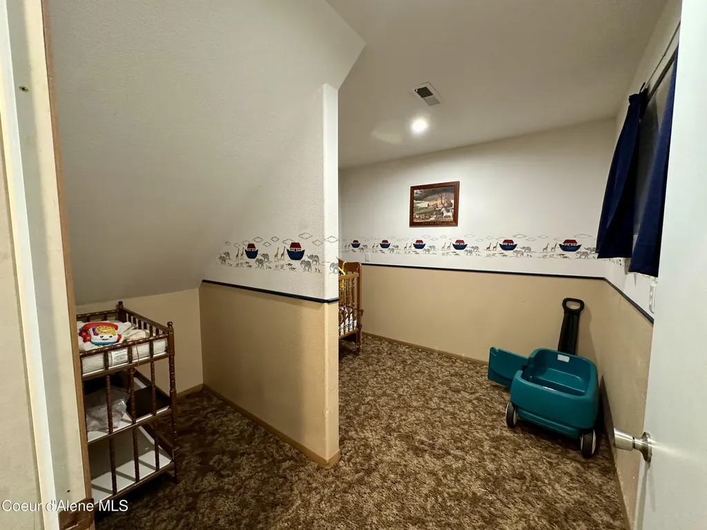 512 Mullan Avenue Osburn ID 83849