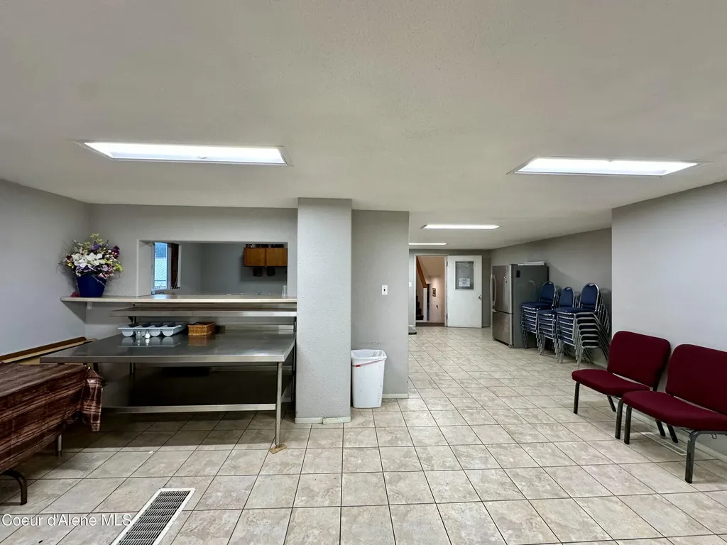 512 Mullan Avenue Osburn ID 83849