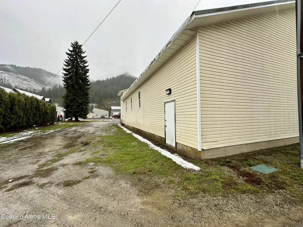 512 Mullan Avenue Osburn ID 83849