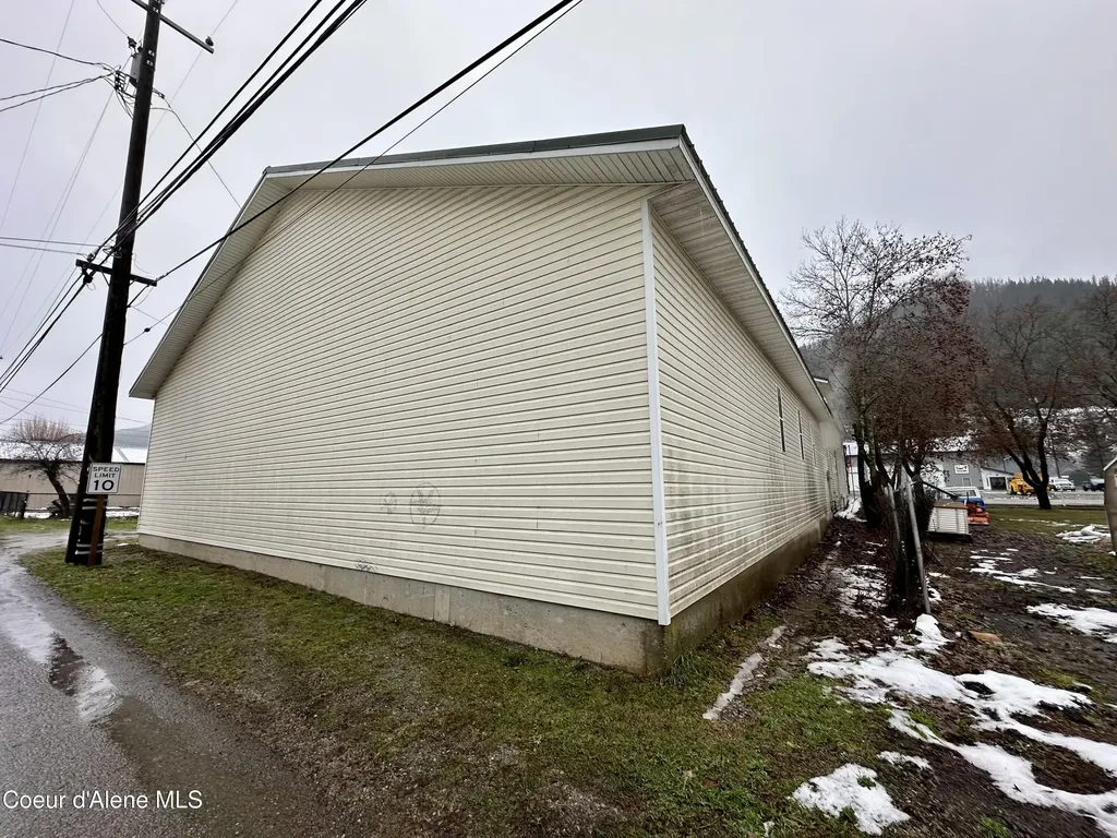 512 Mullan Avenue Osburn ID 83849