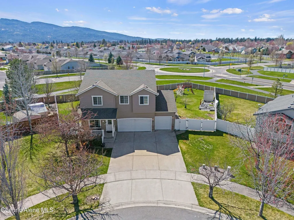2800 E Thrush Drive Post Falls ID 83854