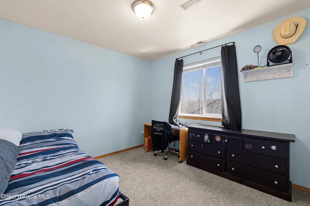 2800 E Thrush Drive Post Falls ID 83854