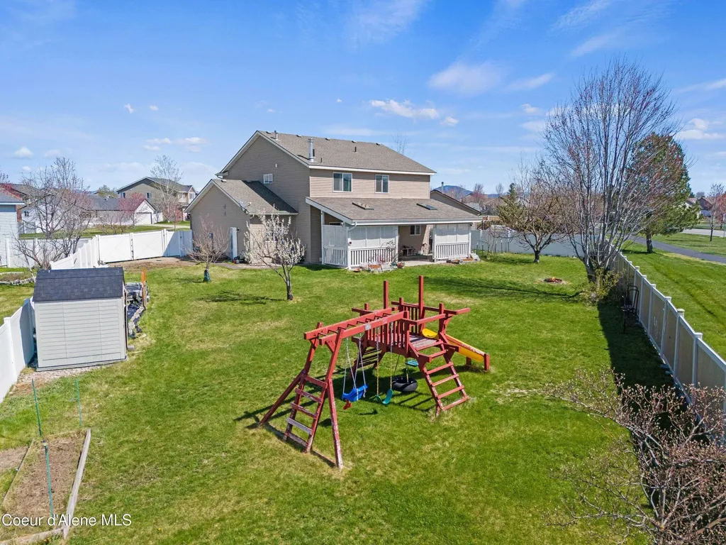 2800 E Thrush Drive Post Falls ID 83854