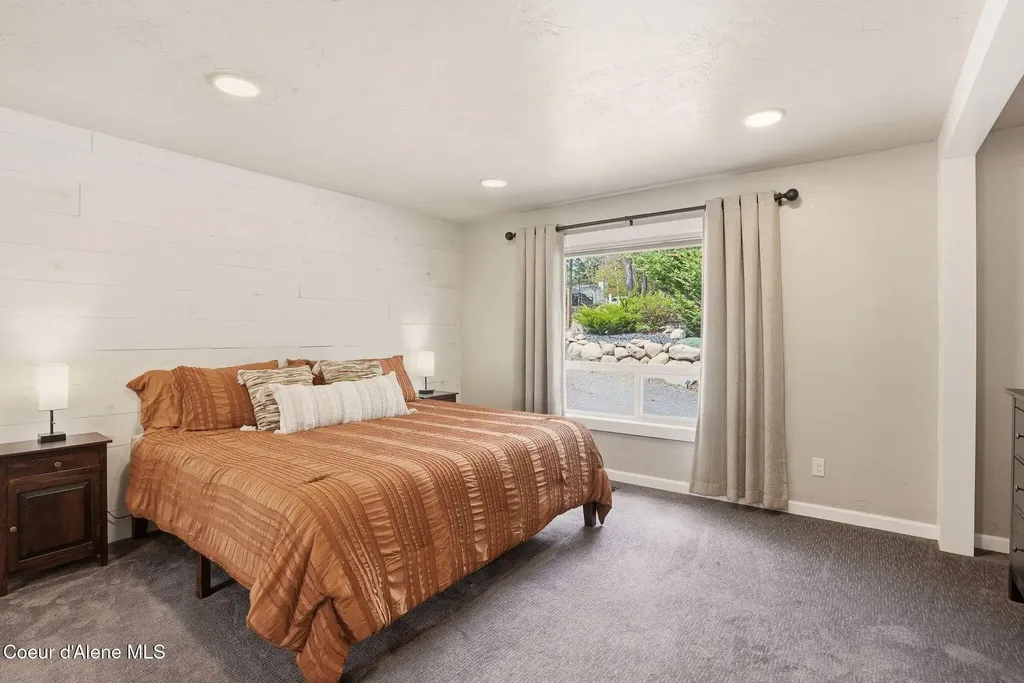16696 W Hollister Hills Drive Hauser ID 83854