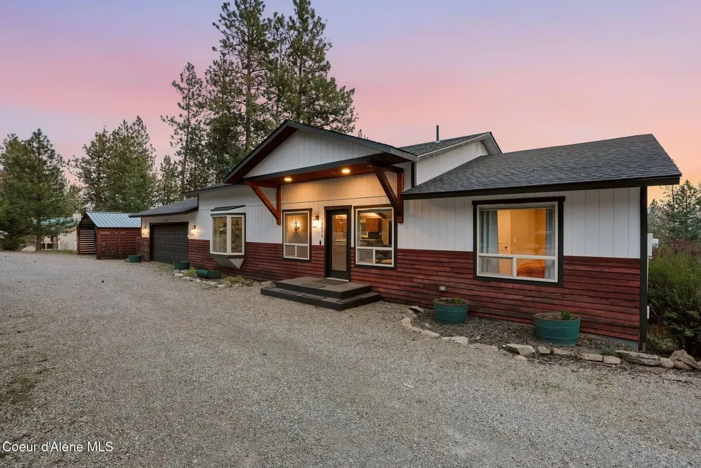 16696 W Hollister Hills Drive Hauser ID 83854