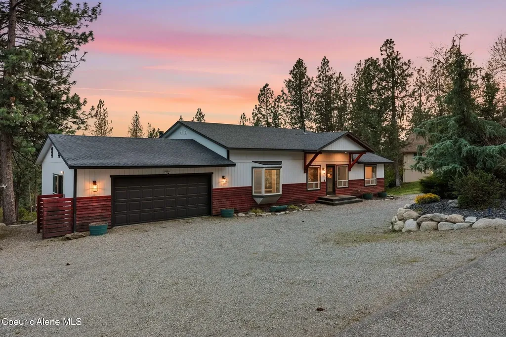 16696 W Hollister Hills Drive Hauser ID 83854
