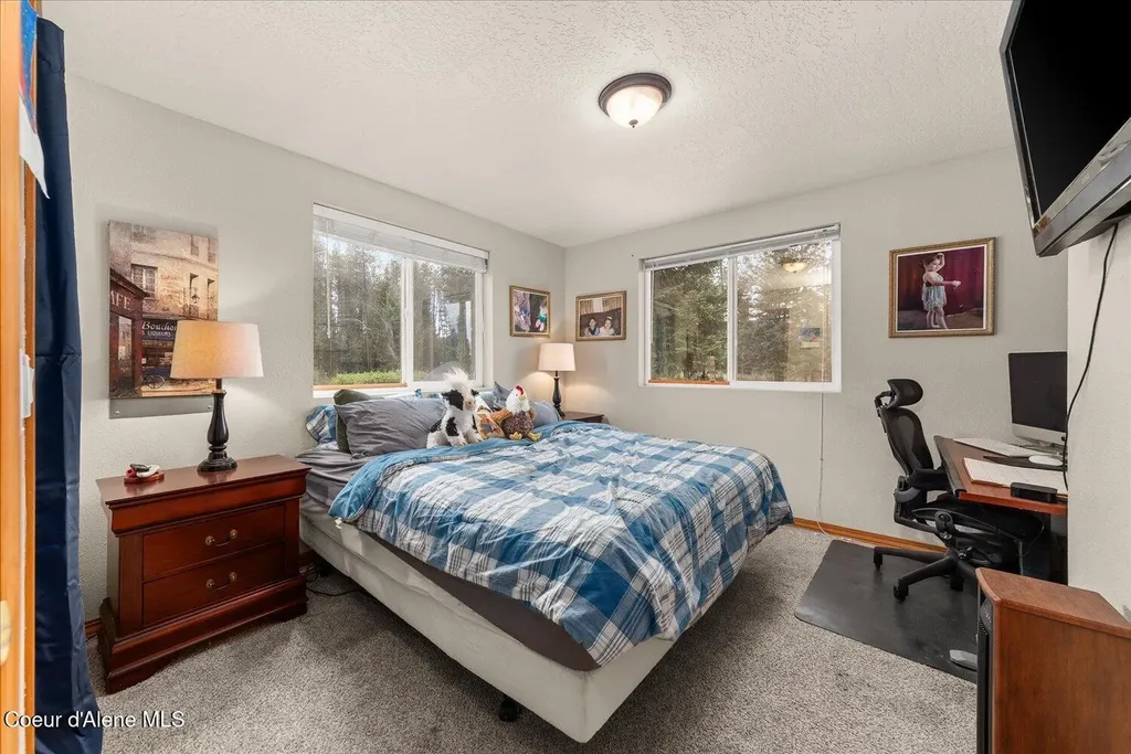 117 Old Forest Road Spirit Lake ID 83869