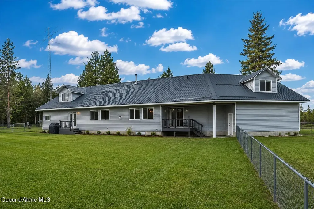 117 Old Forest Road Spirit Lake ID 83869