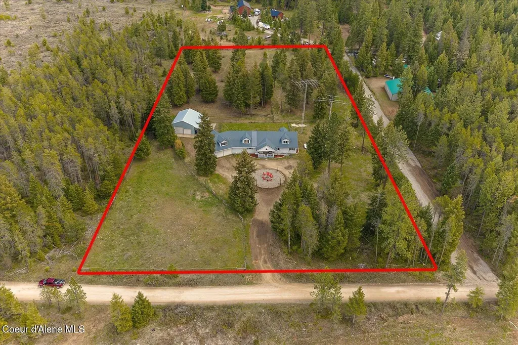 117 Old Forest Road Spirit Lake ID 83869