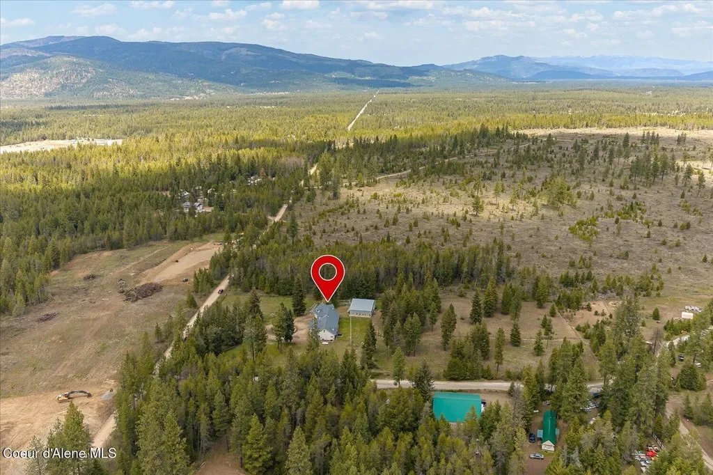 117 Old Forest Road Spirit Lake ID 83869