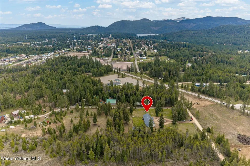 117 Old Forest Road Spirit Lake ID 83869
