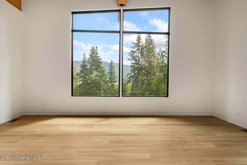 292 Fairway View Drive Sandpoint ID 83864