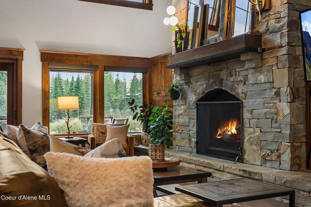 356 N Idaho Club Drive Sandpoint ID 83864