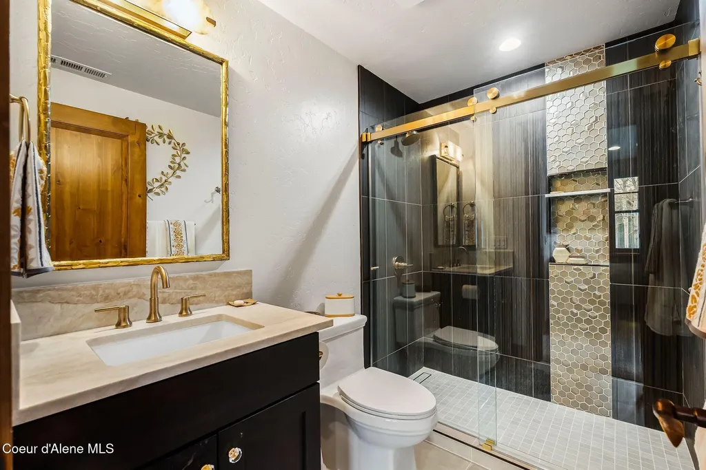356 N Idaho Club Drive Sandpoint ID 83864