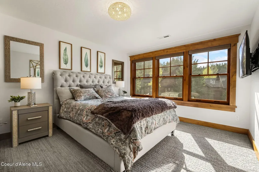 356 N Idaho Club Drive Sandpoint ID 83864