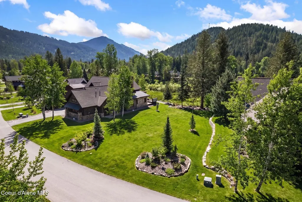 356 N Idaho Club Drive Sandpoint ID 83864