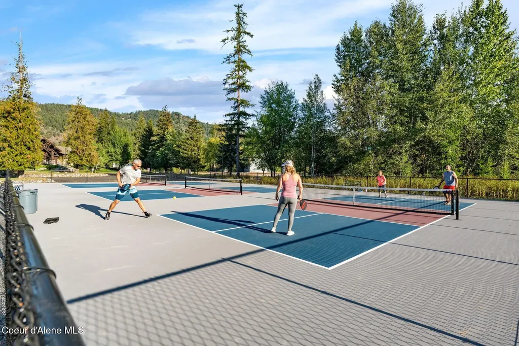 356 N Idaho Club Drive Sandpoint ID 83864