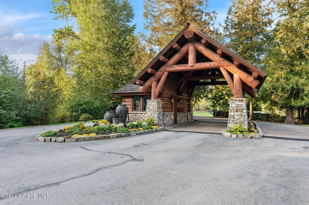 356 N Idaho Club Drive Sandpoint ID 83864