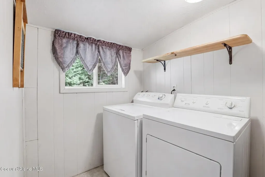 452 2nd Street Mullan ID 83846