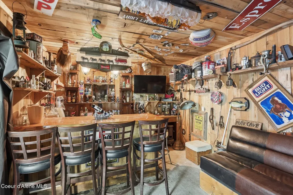 452 2nd Street Mullan ID 83846