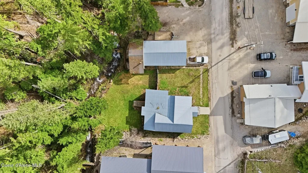 452 2nd Street Mullan ID 83846