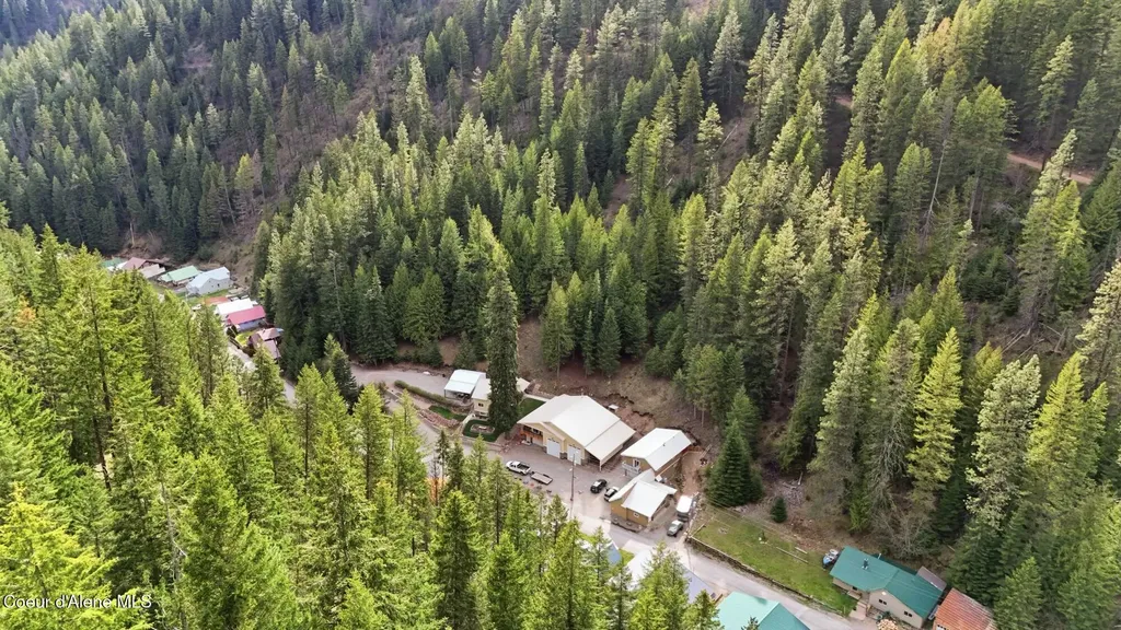 452 2nd Street Mullan ID 83846