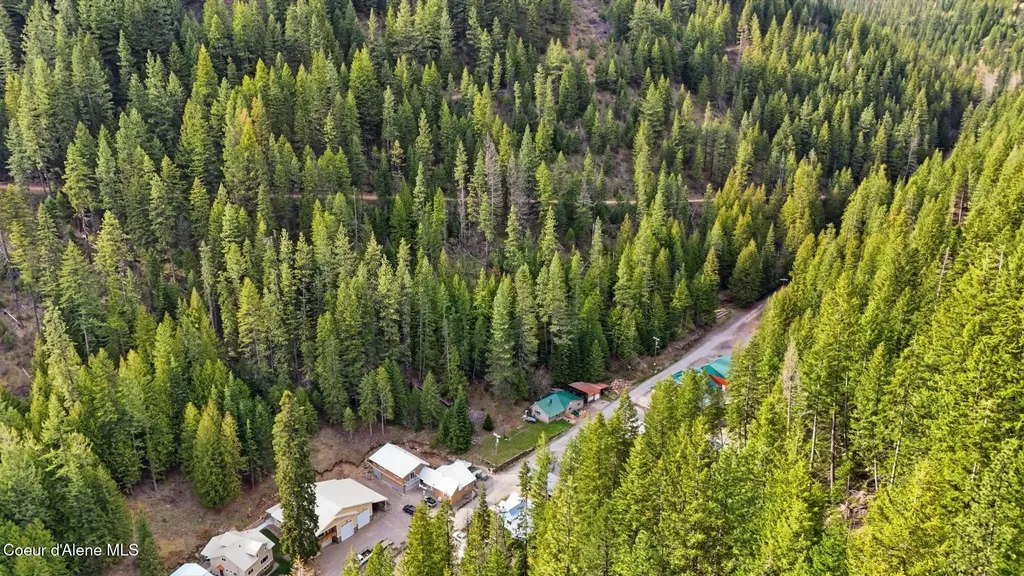 452 2nd Street Mullan ID 83846
